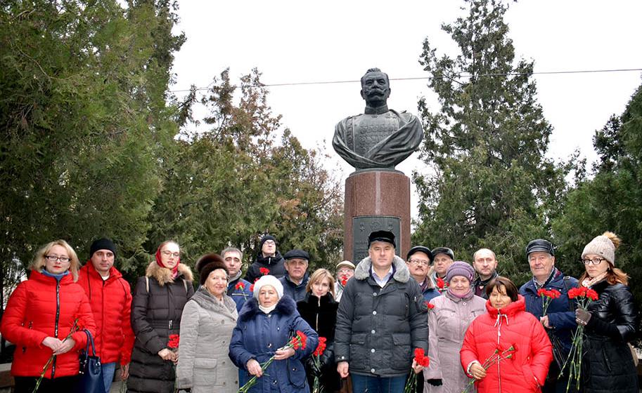 Ростовские коммунисты отметили 100-летие освобождения города от белогвардейцев