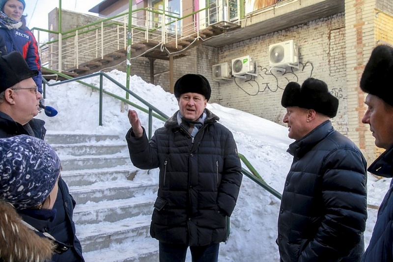 Мэр Новосибирска Анатолий Локоть оценил уборку снега и мусора в новогодние праздники