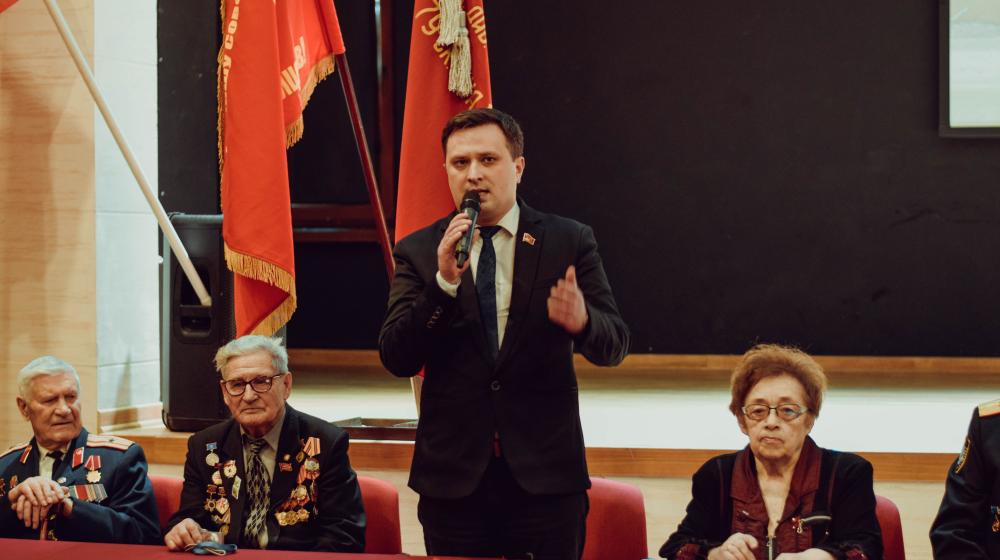Калининград. Торжественное собрание в честь 102-го Дня рождения Красной Армии