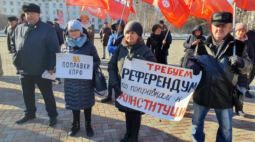 В Тюмени состоялся митинг, посвященный 102-ой годовщине создания Красной Армии