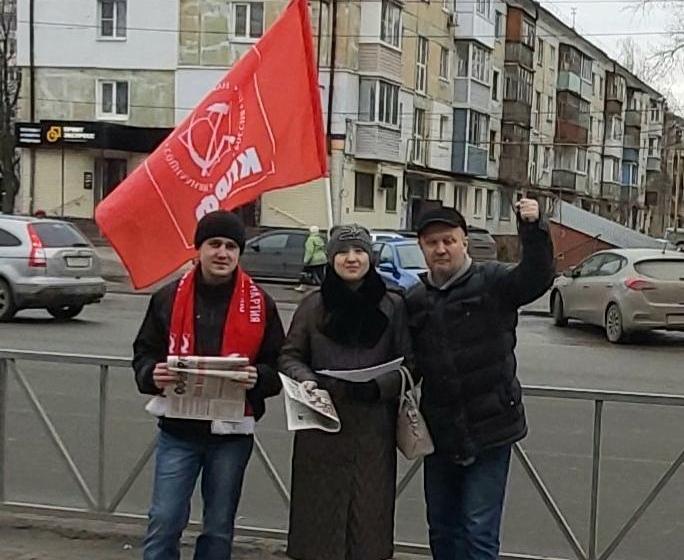 В Рязанской области полным ходом идёт сбор подписей за поправки в Конституцию, внесённые КПРФ