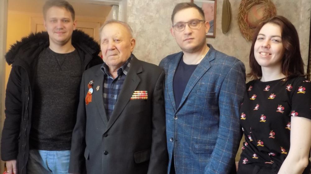 Сергей Гаврилов поздравил воронежцев с Днем Защитников Отечества