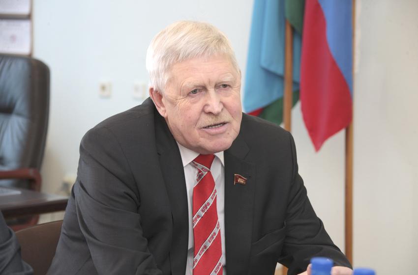 Первый секретарь Якутского рескома КПРФ Виктор Губарев:  «Строительство моста через Лену требует совместного финансирования»