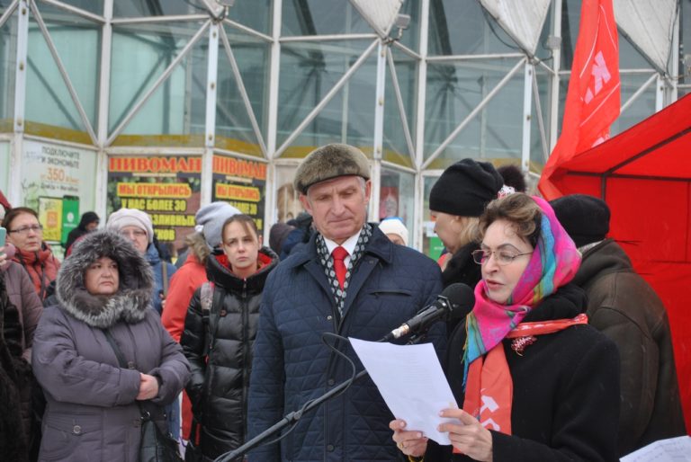 Нижний Новгород: «Хватит экономить на здоровье детей!» Митинг на Автозаводе