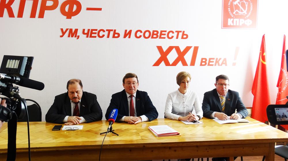 Курск. Н.Н. Иванов провёл пресс-конференцию