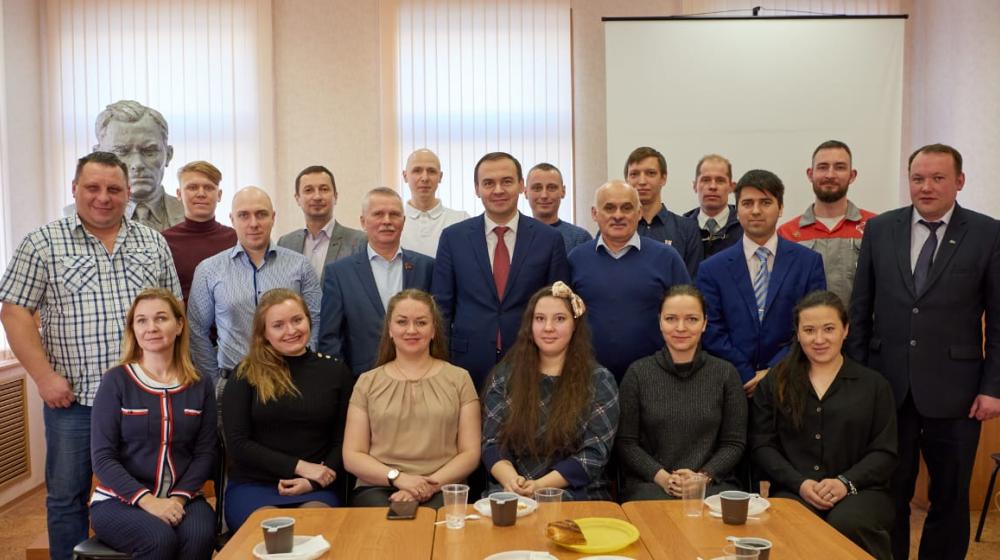 Ю.В. Афонин встретился с рабочей молодежью Санкт-Петербурга
