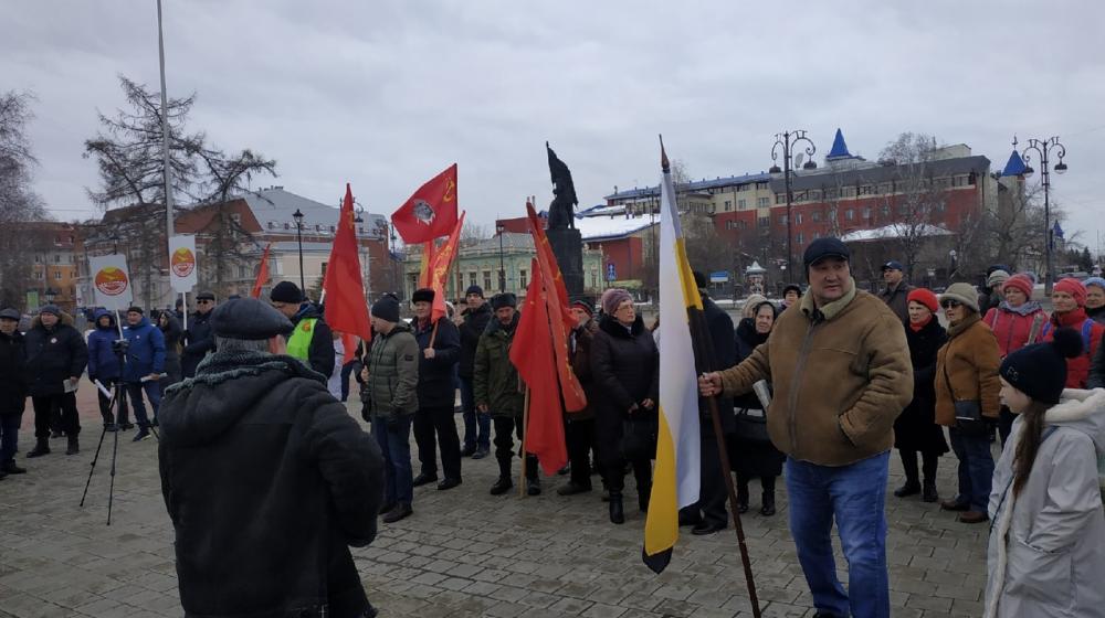 Тюменская область. Депутат-коммунист Юрий Юхневич принял участие в митинге против президентского варианта поправок в Конституцию