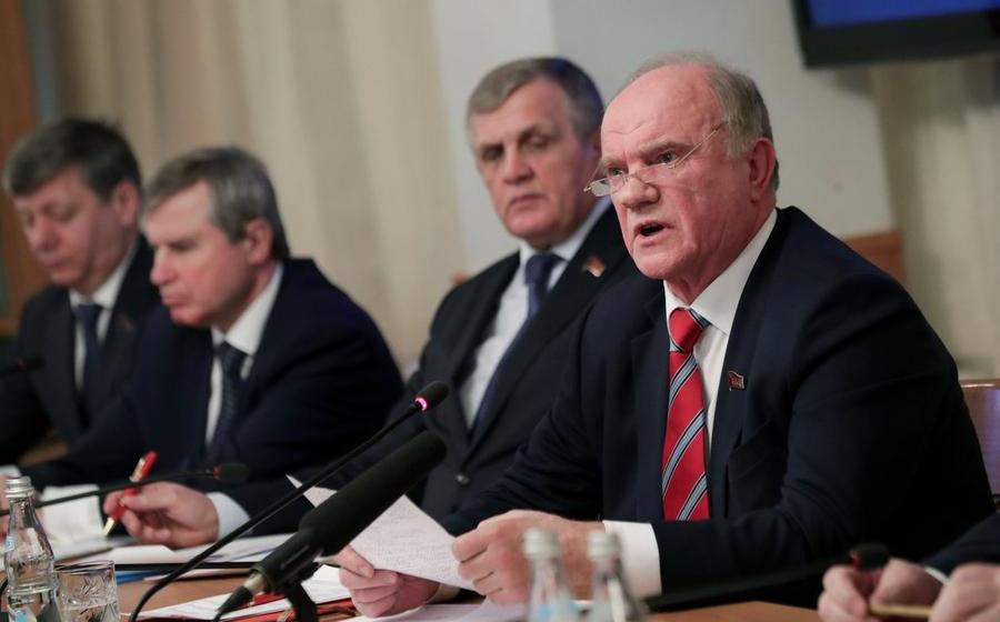 «Независимая Газета»: Кремль освобождает лето под конституционный плебисцит