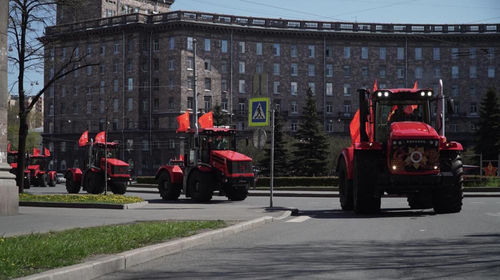 Депутат Госдумы Сергей Пантелеев открыл праздничные мероприятия к юбилею Победы на Кировском заводе