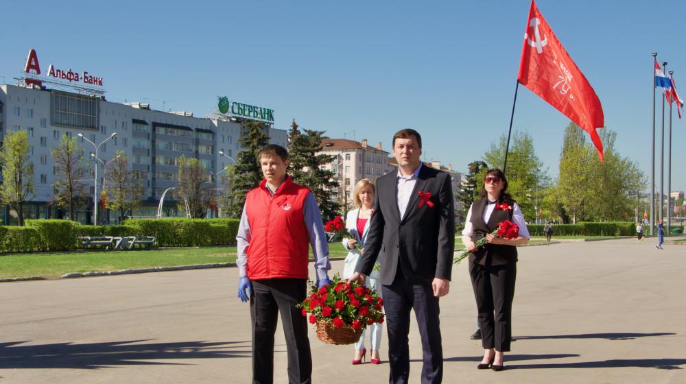 Возложение цветов в Пермском крае