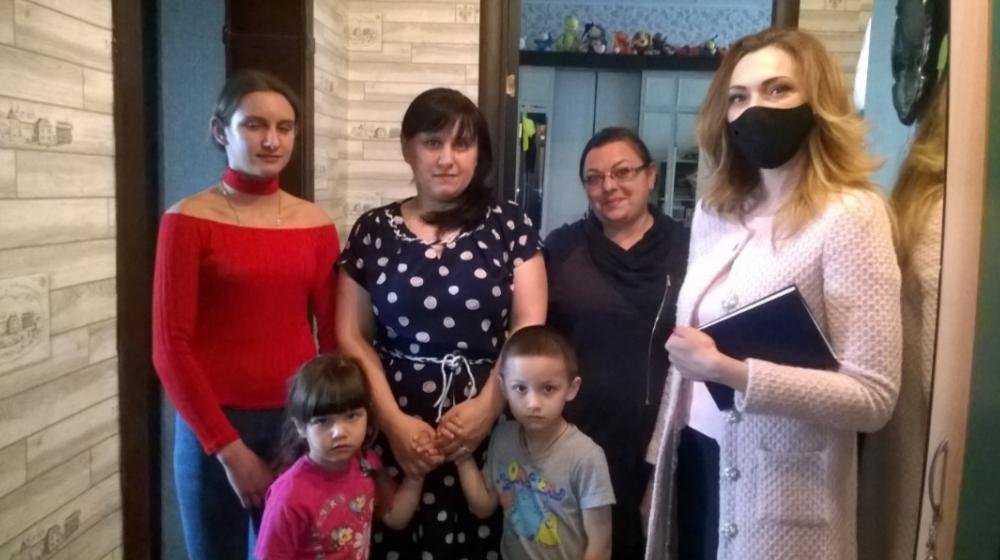 Орловское отделение "ВЖС - Надежда России" организовало акцию помощи женщинам с детьми