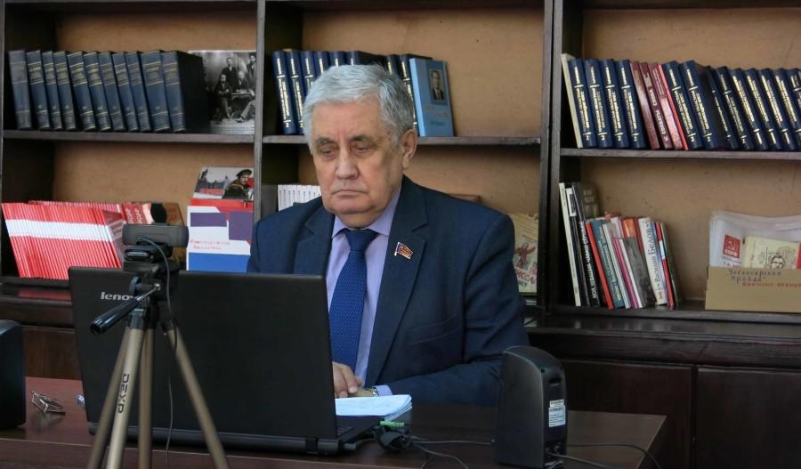 Валентин Шурчанов ответил на вопросы Красной линии