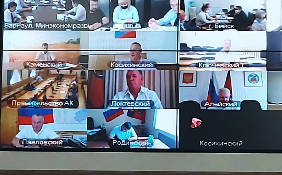 Депутаты КПРФ прокомментировали скандальное заседание Алтайского Заксобрания