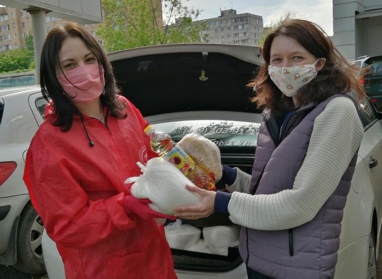Подмосковные коммунисты каждый день помогают нуждающимся - своих не бросают!