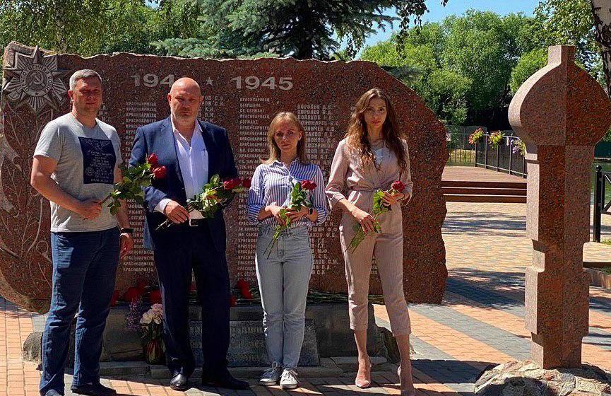 Московская область. Подмосковные коммунисты почтили память погибших воинов в День памяти и скорби