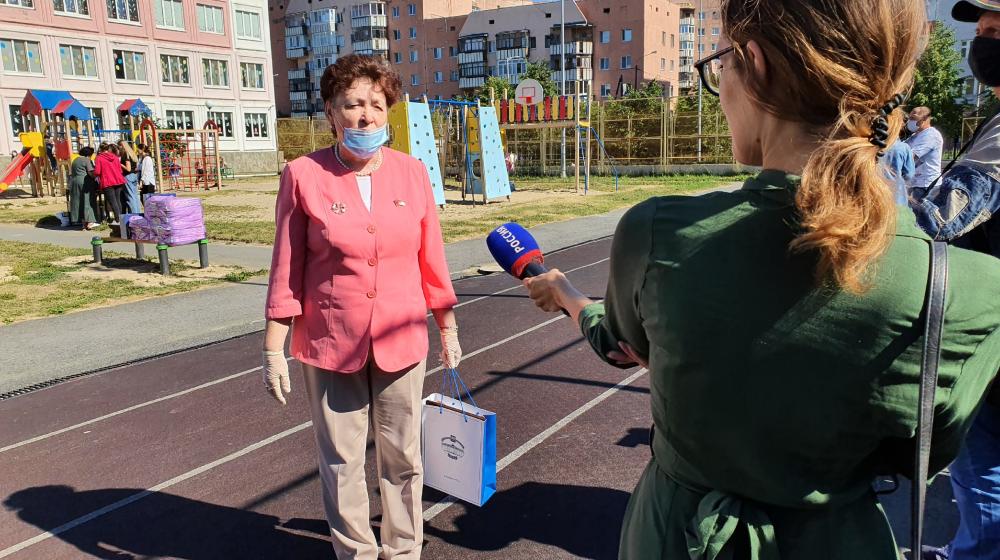 «И помнит мир спасенный…». В Тюмени КПРФ подвела итоги творческого конкурса среди учащихся