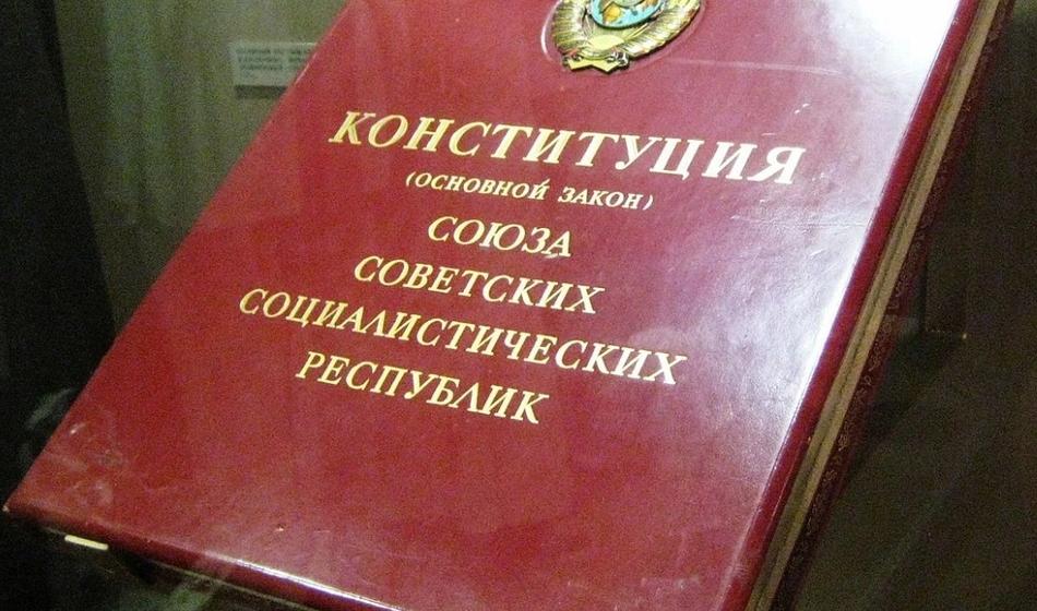 Геннадий Зюганов: Путину надо помнить реальную историю, а не предлагать стране выдуманную