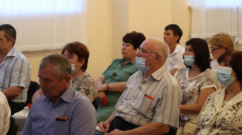 «Нет разорению островка социализма! Руки прочь от Павла Грудинина!» Конференция Рязанского обкома КПРФ поддержала обращение в защиту народного предприятия