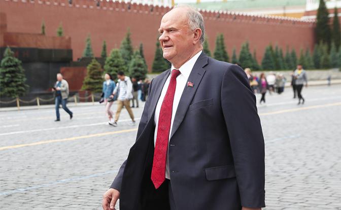 Геннадий Зюганов - «Свободной прессе»:  Решается судьба страны, в состоянии ли президент осознать это?