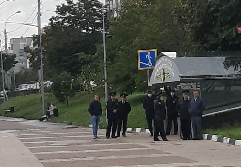Ульяновск. Акция депутата Алексея Куринного у Обелиска Славы продолжается!