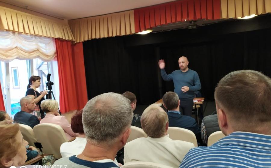 Михаил Щапов встретился с общественностью города Братска