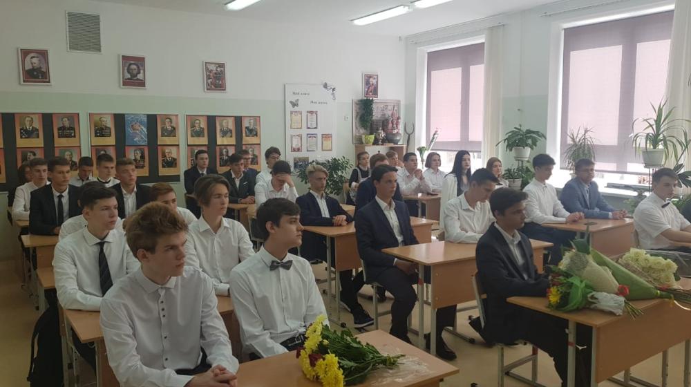 Московская область. Депутат КПРФ Александр Наумов: «Школа даёт не только знания, но и формирует будущее нашей Отчизны!»