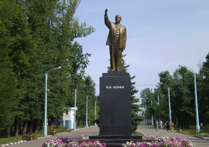 Пленум Белгородского обкома КПРФ: Требуем вернуть памятник В.И. Ленину