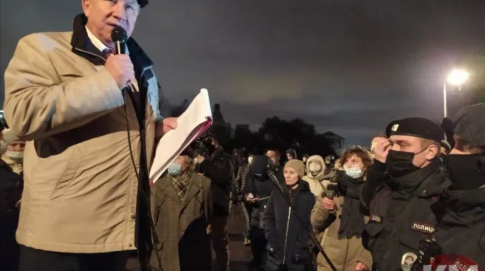 «В чёрный день». Жители столичного района Строгино выступили в защиту парка от градостроительного беспредела