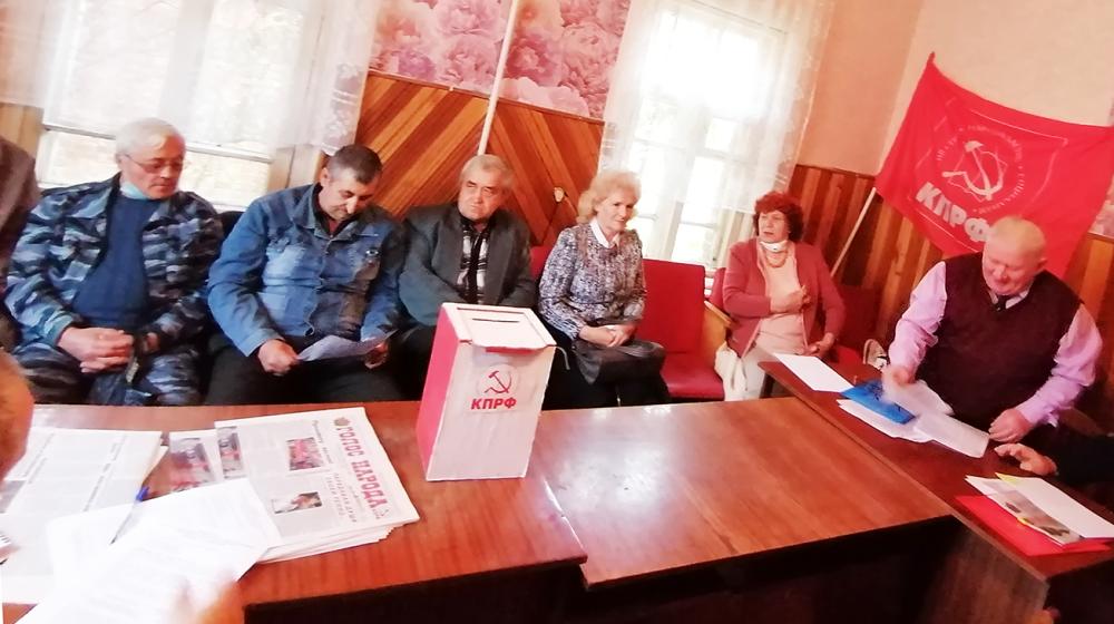 Курская область. Н.Н. Иванов провел встречу с избирателями в Дмитриеве