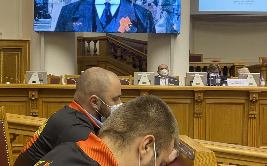 Ленинградская область. В юбилейный Ленинский год молодежь Выборга вступает в ряды КПРФ