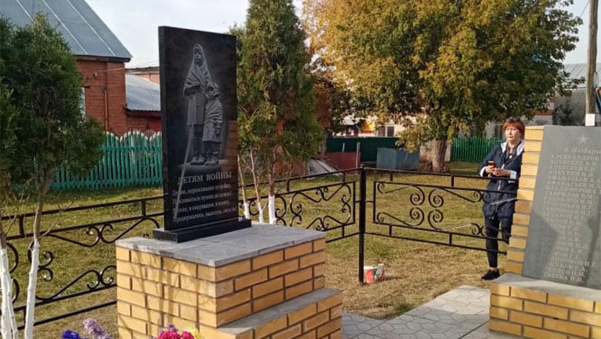В Чувашии открыт памятник «Детям войны»