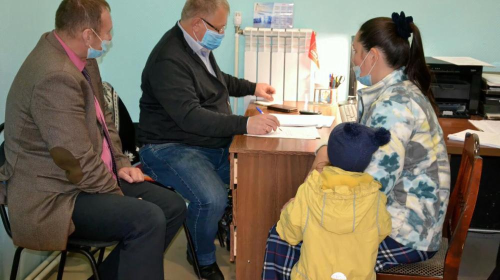 Депутат-коммунист Александр Наумов в региональную неделю, провел прием граждан в шести городских округах Подмосковья