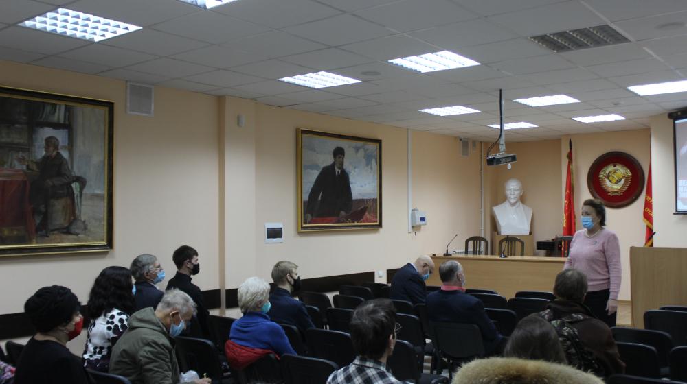 Сталинградские коммунисты открыли новый учебный год в системе политической учебы