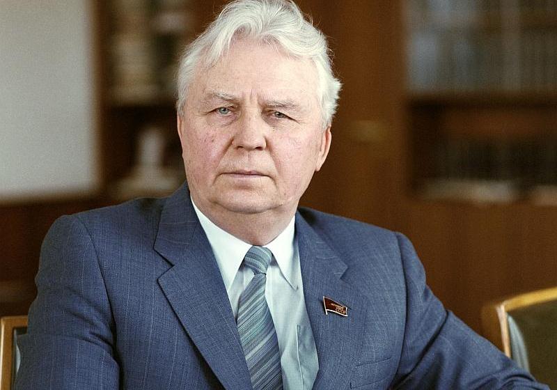 СКП-КПСС поздравляет с юбилеем Е.К. Лигачева