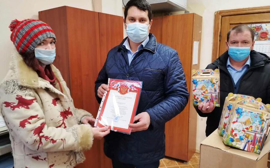 Тульская область. Депутат-коммунист Алексей Лебедев: «У детей должен быть праздник!»