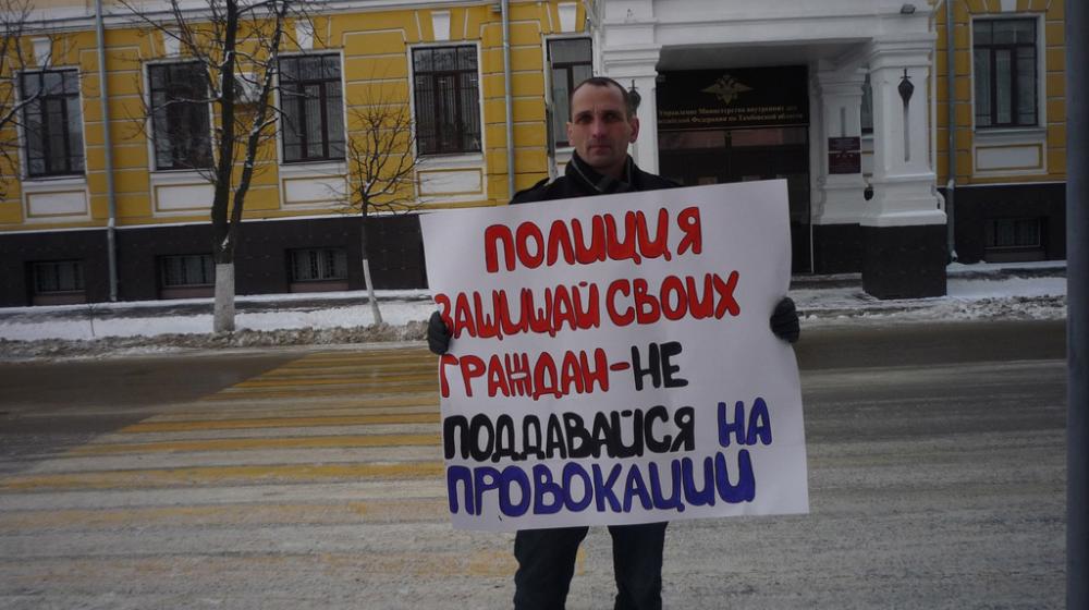 Навеки любим народом! Тамбовские коммунисты возложили цветы к бюсту вождя СССР