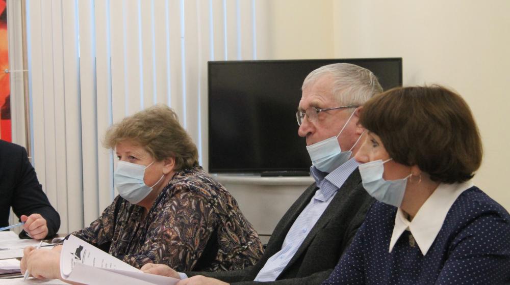 Псковские коммунисты подвели итоги социалистического соревнования