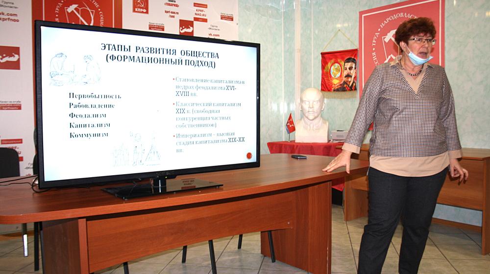 Новогодние встречи в Ненецком окружкоме КПРФ
