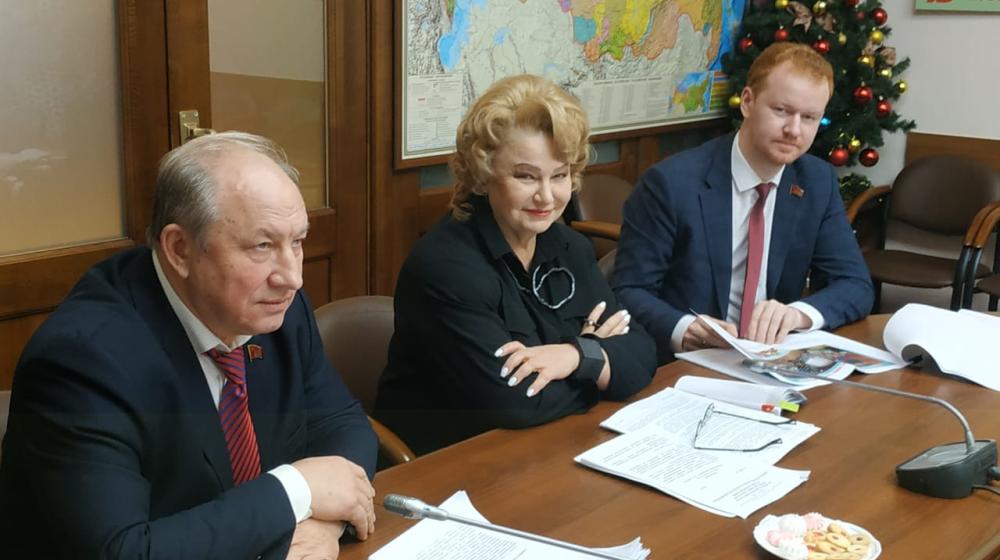 Д.А. Парфенов рассказал о встрече депутатов КПРФ с родителями и блогерами