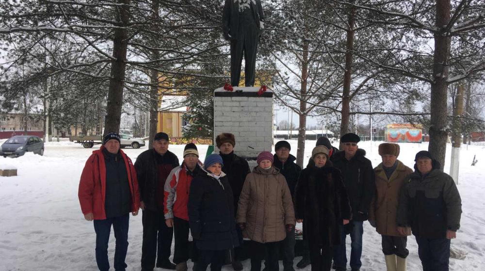В Ленинградской области почтили память Владимира Ильича Ленина