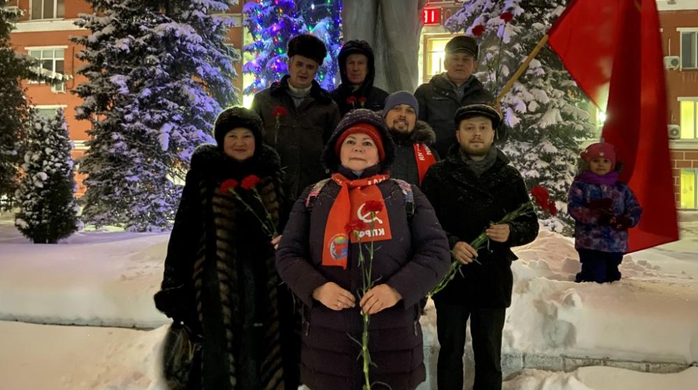 Московская область. Дело Ленина будет жить в веках! Подмосковные коммунисты почтили память Великого Ленина.