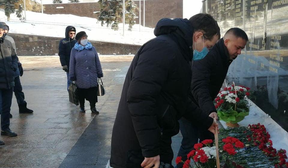 Ульяновская область. Депутаты КПРФ почтили память воинов-интернационалистов