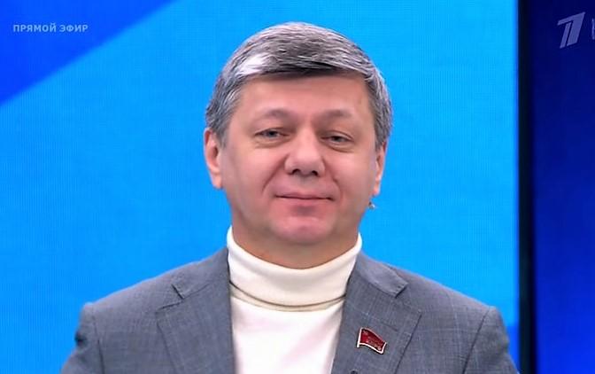 Дмитрий Новиков на Первом канале: «Несправедливость - родовое пятно капитализма»