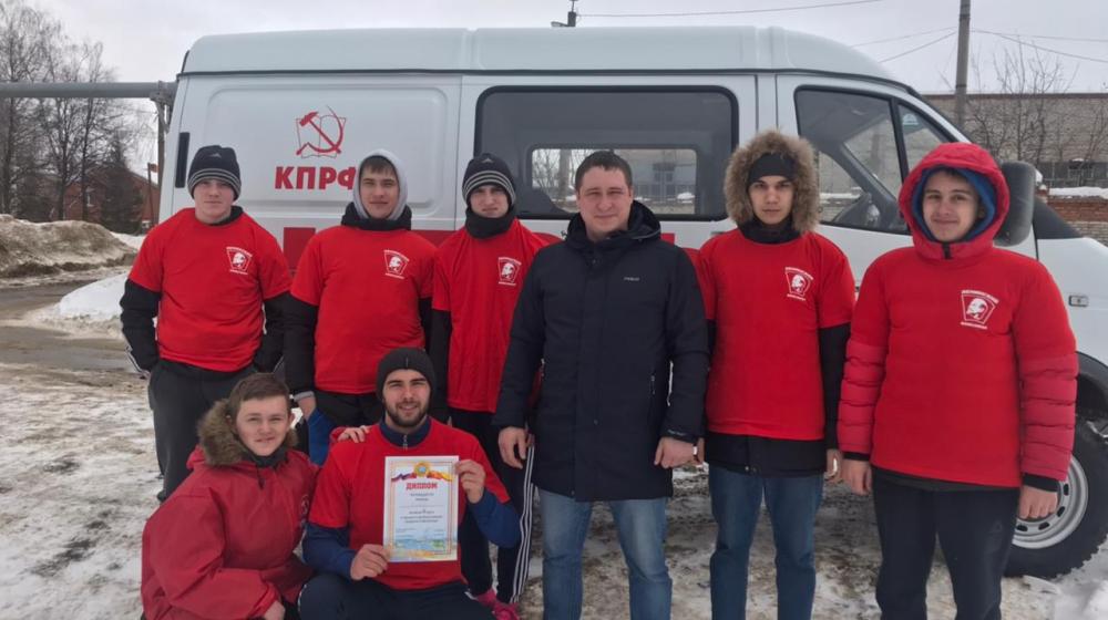 Чувашия. Футбольная команда чебоксарских комсомольцев заняла второе место в первенстве города