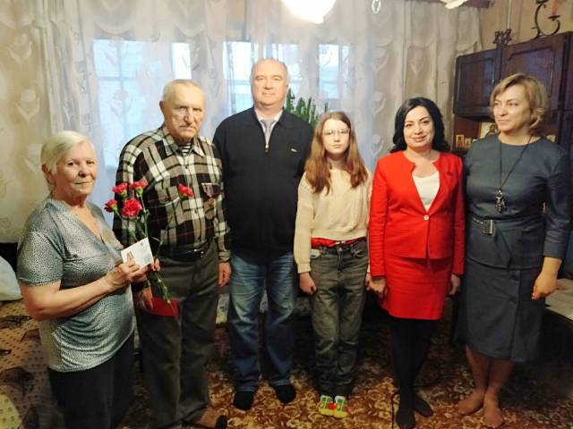 Калуга. Депутаты-коммунисты встретились с ветераном космодрома «Байконур»