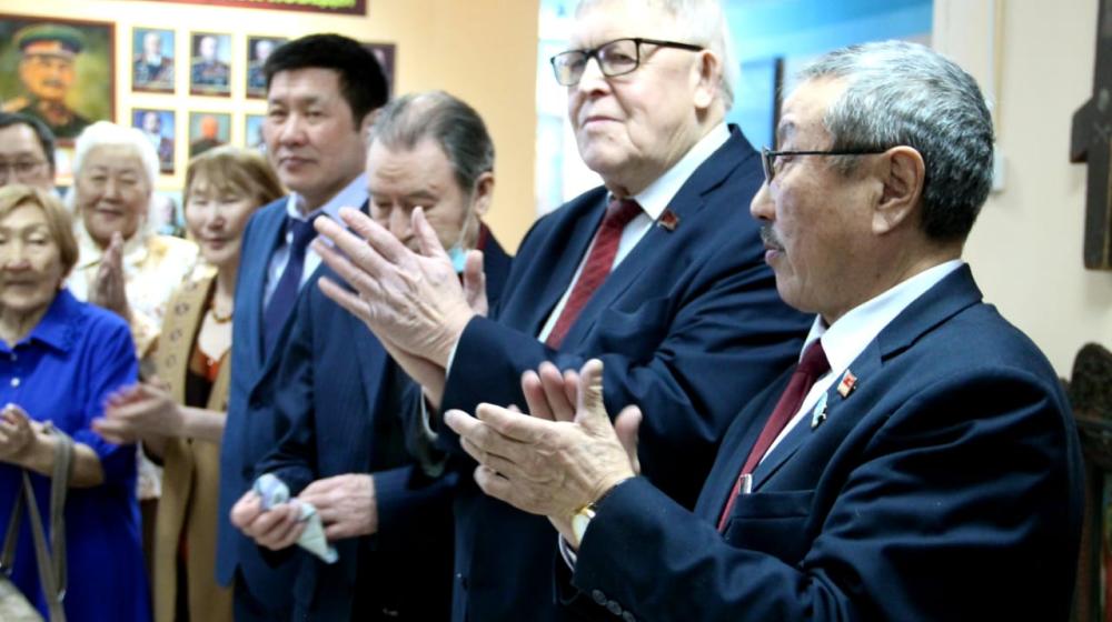 Депутаты-коммунисты Ил Тумэна приняли участие в торжественных мероприятиях, приуроченных к 100-летию комсомола Якутии в Чурапчинском улусе