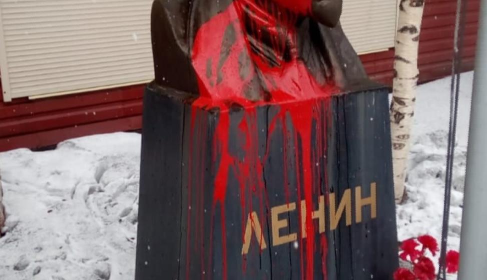 Акт вандализма в Мурманской области