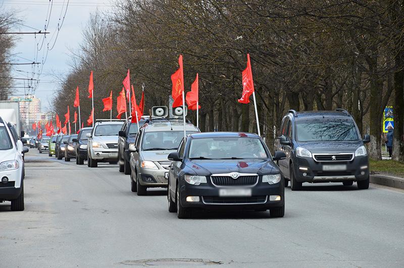В Иванове прошёл автопробег в честь Первомая