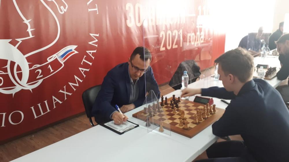 Ю.В. Афонин: Желаем побед мужской команде КПРФ на XXVIII чемпионате России по шахматам среди мужских команд в премьер-лиге