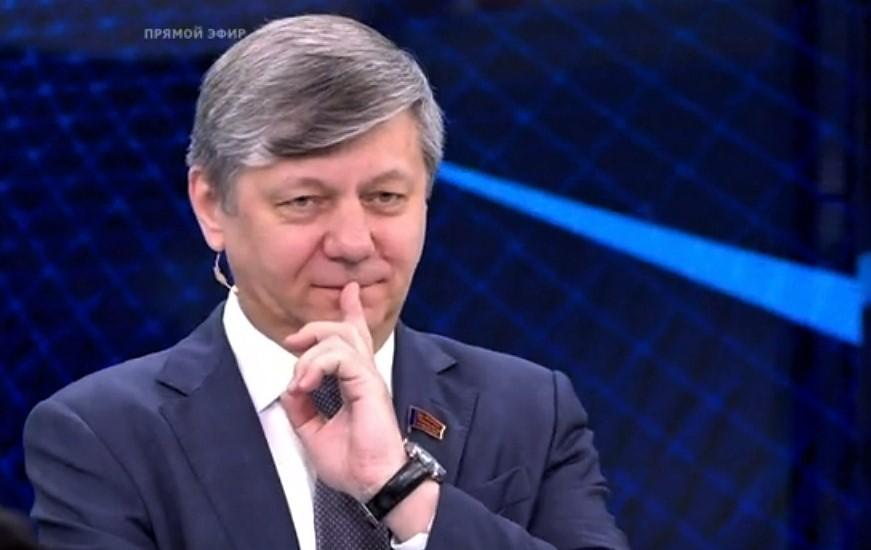 Дмитрий Новиков на Первом канале: «Воссоединить русских и украинцев помогут ленинские принципы дружбы народов»
